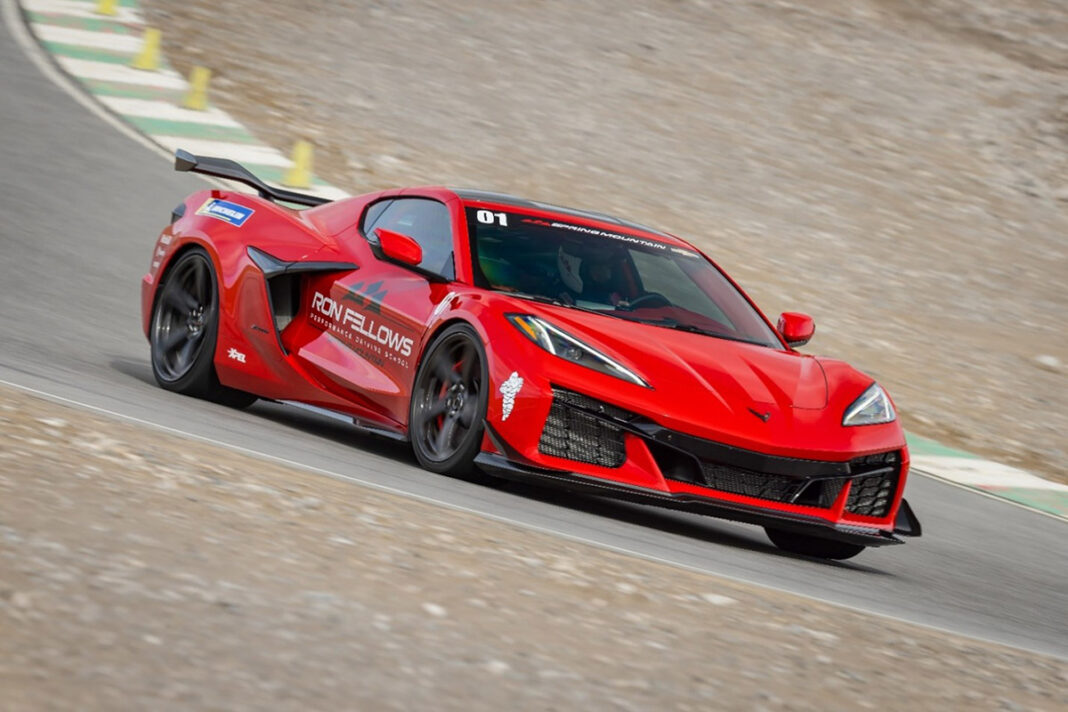 Ron Fellows Corvette C8 Z06 Performance Driving School