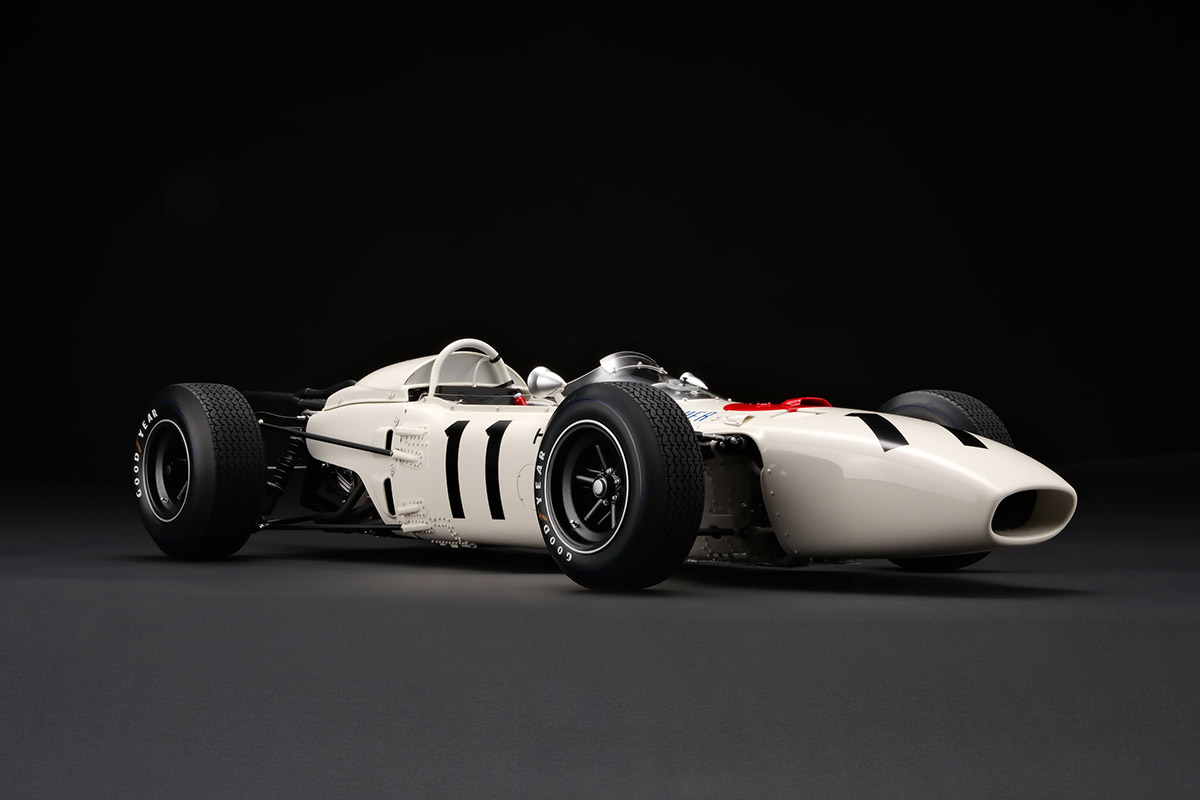 HONDA　RA272 Honda Unleashes Ultra-Rare RA272 Scale Model to Mark 60