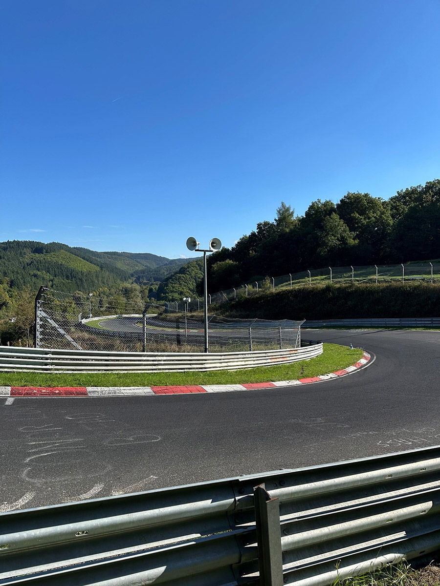 BMW M Nurburgring Nordschleife Training