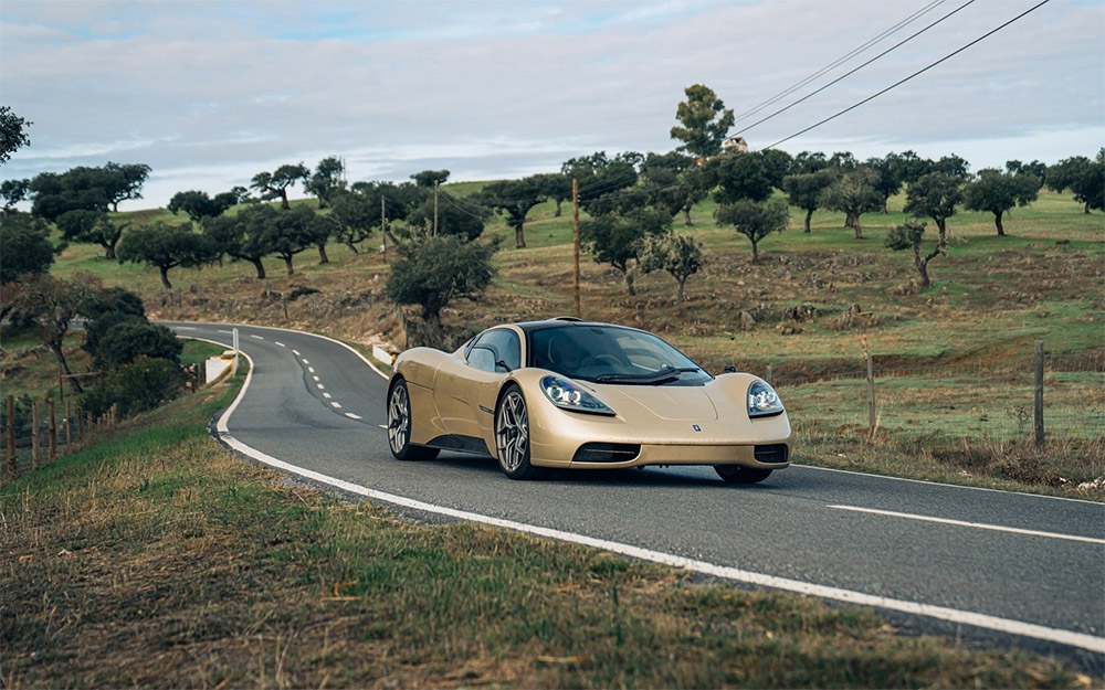 DK Engineering’s Analogue Heroes Portugal Drive