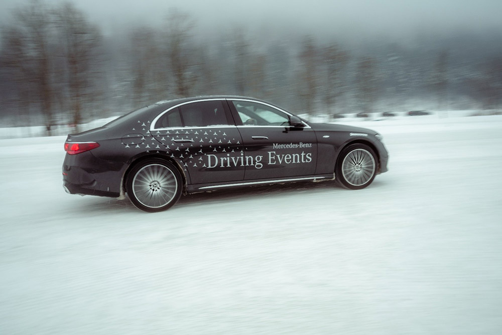 Mercedes-Benz Driving Events Berufsfahrer training in Saalfelden