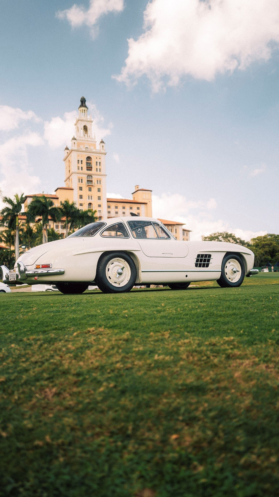 Mercedes-Benz Turns ModaMiami 2026