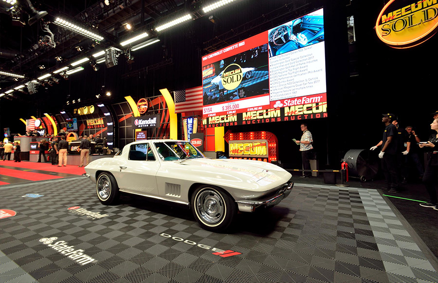 2017 Ford GT Sold Mecum Spring Classic Auction