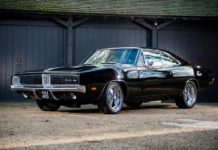 Bruce Willis Jay Kay Dodge Charger