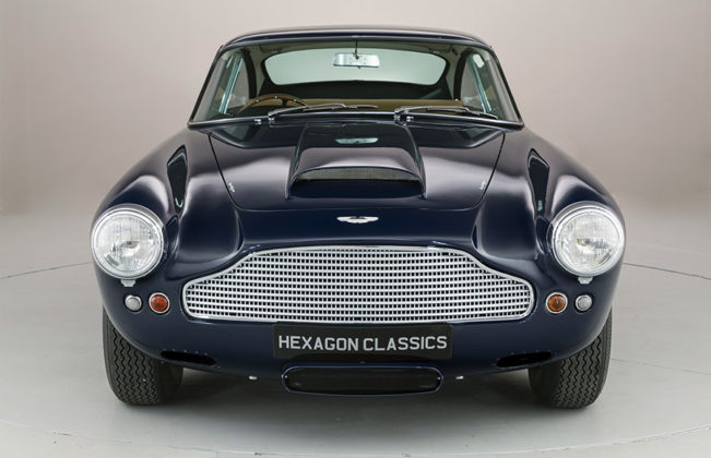 Aston Martin DB4