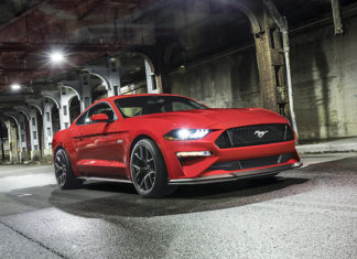 2018 Ford Mustang GT Performance Pack: Ultimate Road-Hugging Thrill Ride 2018 ford mustang gt