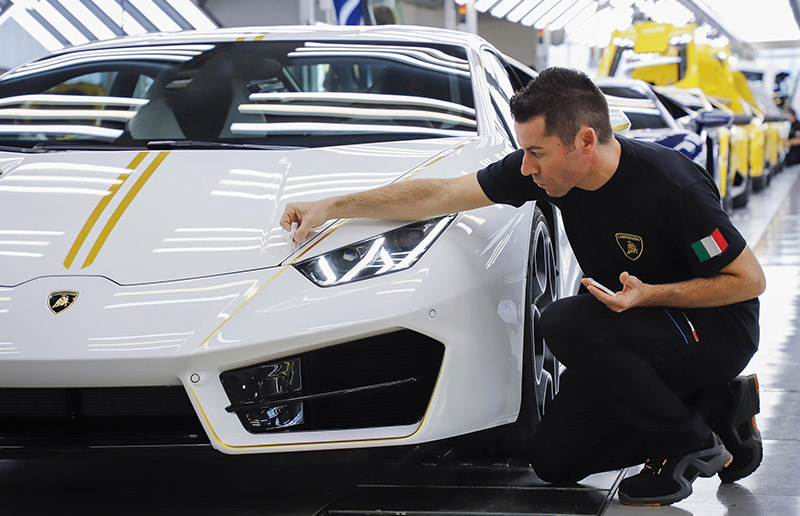 lamborghini huracan pope francis