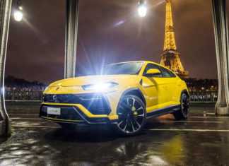 Lamborghini Urus Paris Dealership