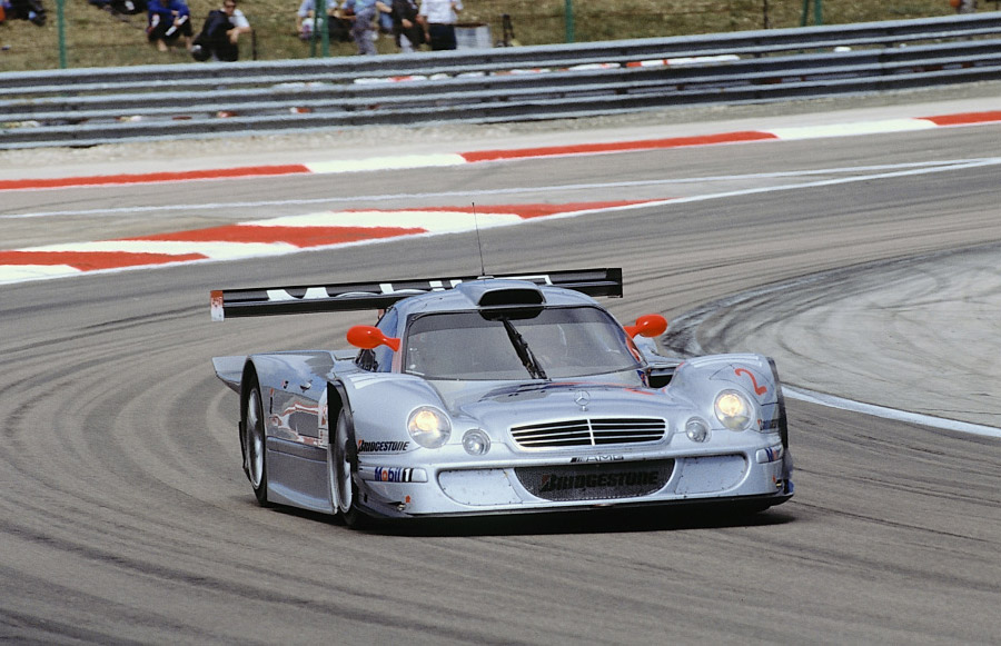 Mercedes-Benz Motorsport Race Addicts Driving Champions