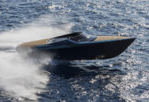 Aston Martin AM37S Powerboats