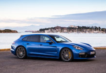 porsche panamera turbo sport award